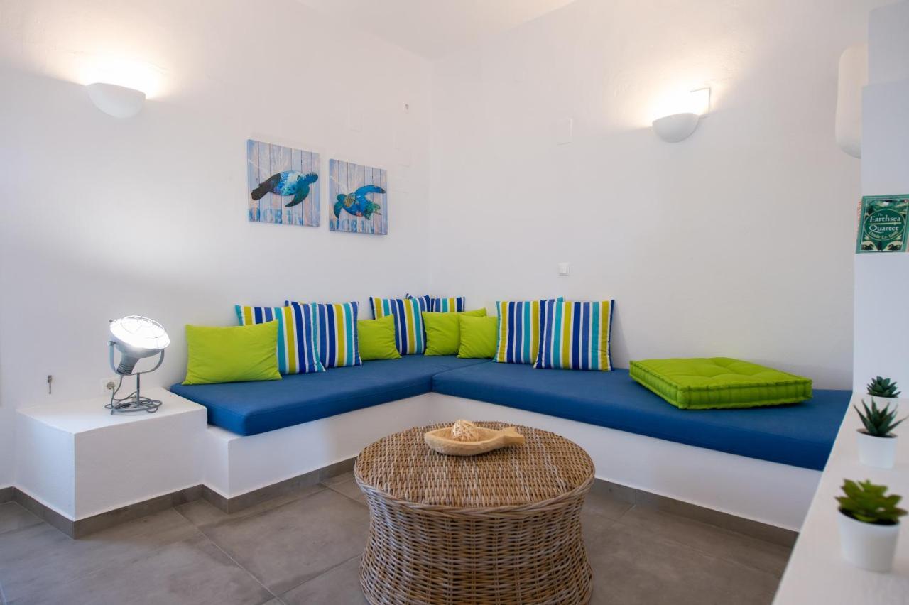 Villa Grey House Exámbela Esterno foto